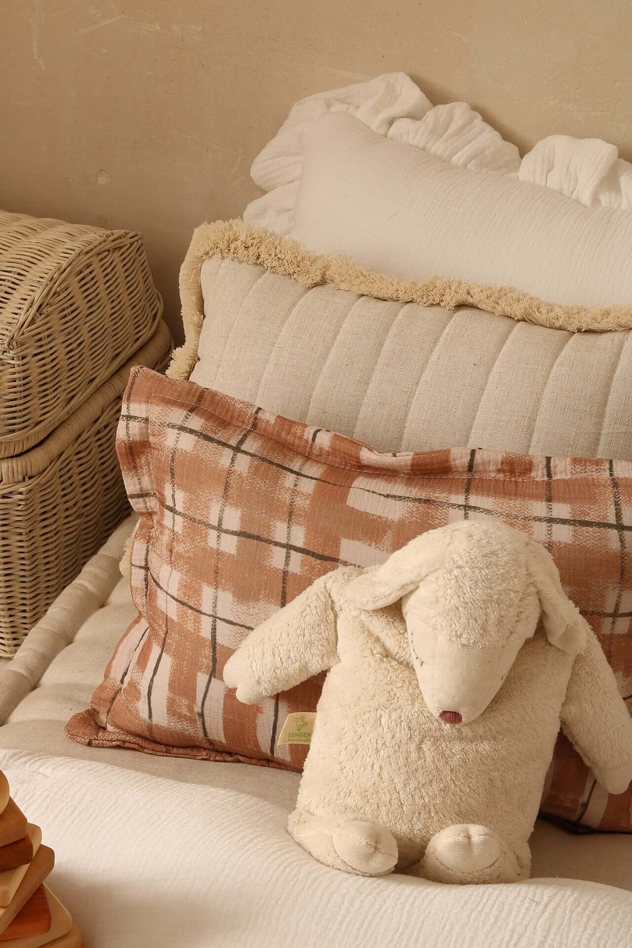 Natural linen guilted pillow