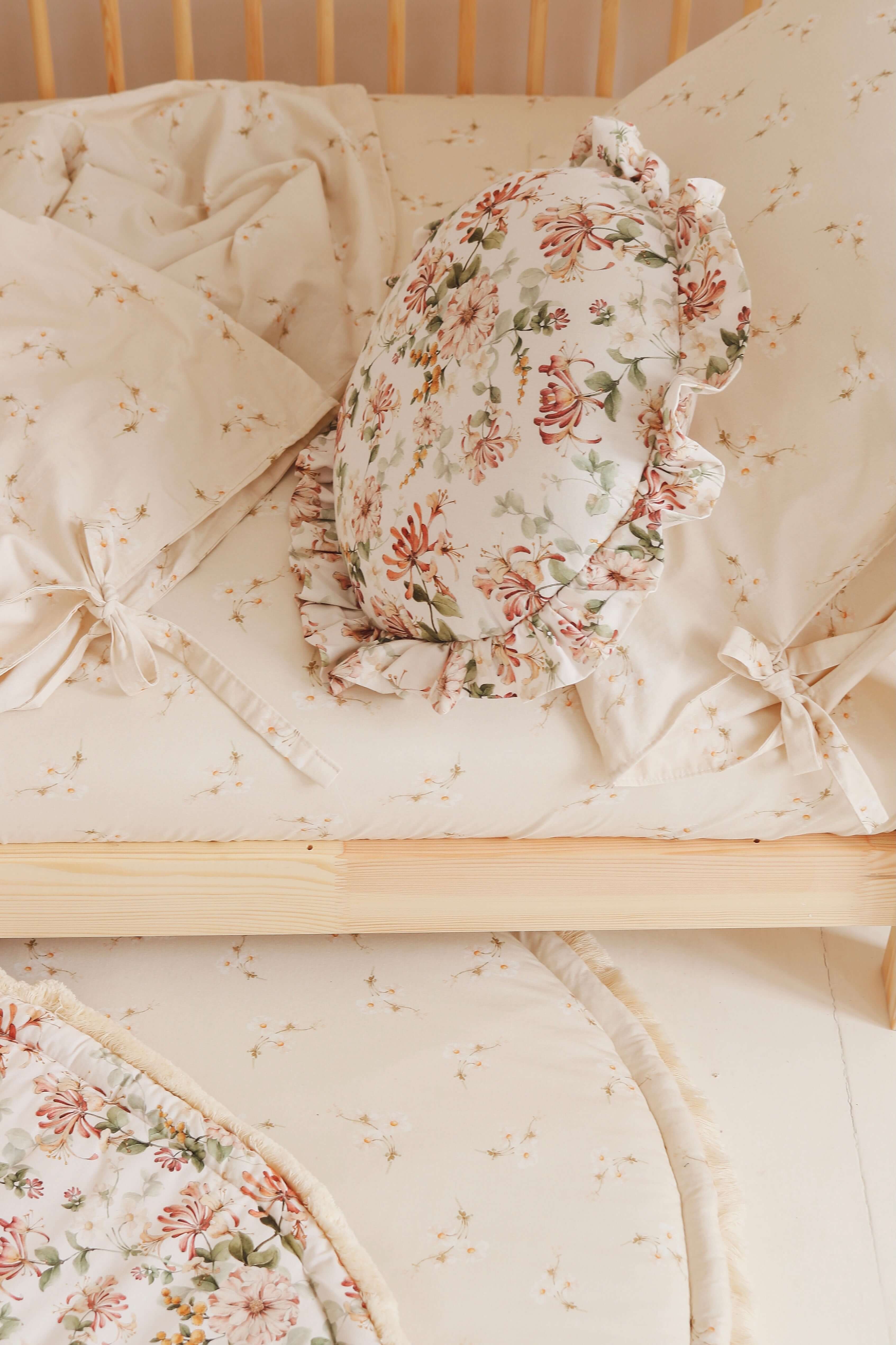 Honeysuckle - round baby play mat, boxkleed