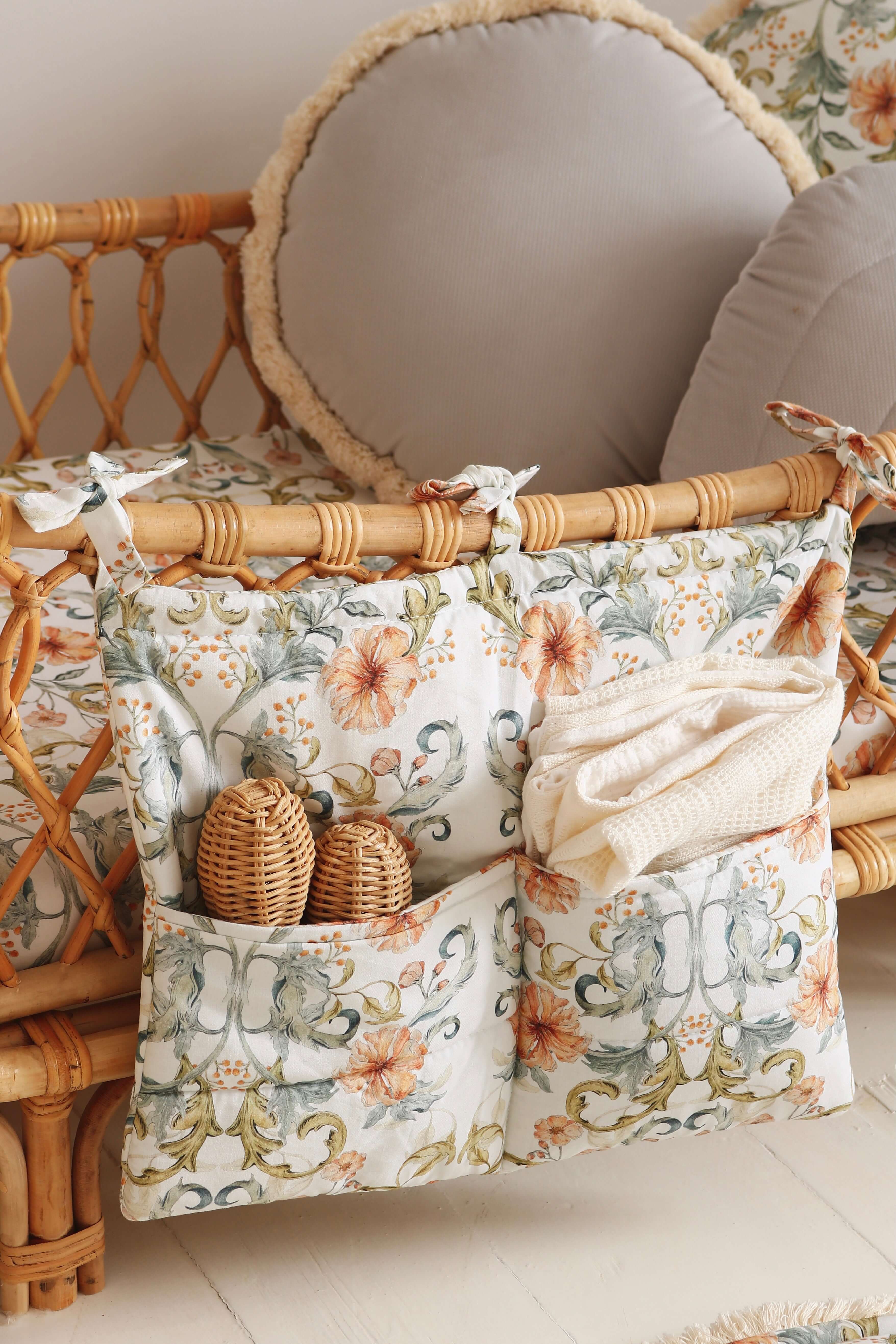 Tangled flowers - bed pocket organizer