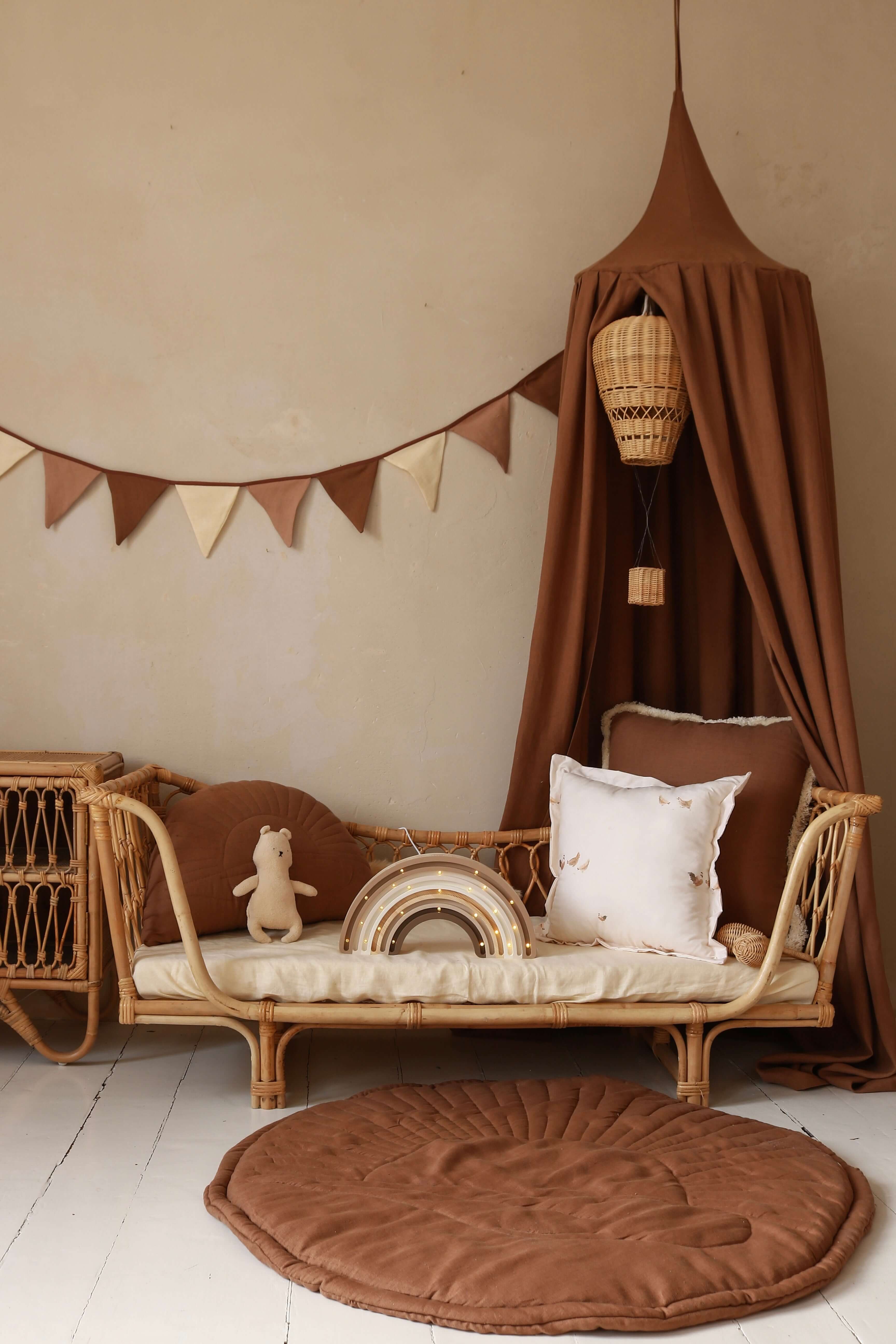 Brown – Linen Canopy