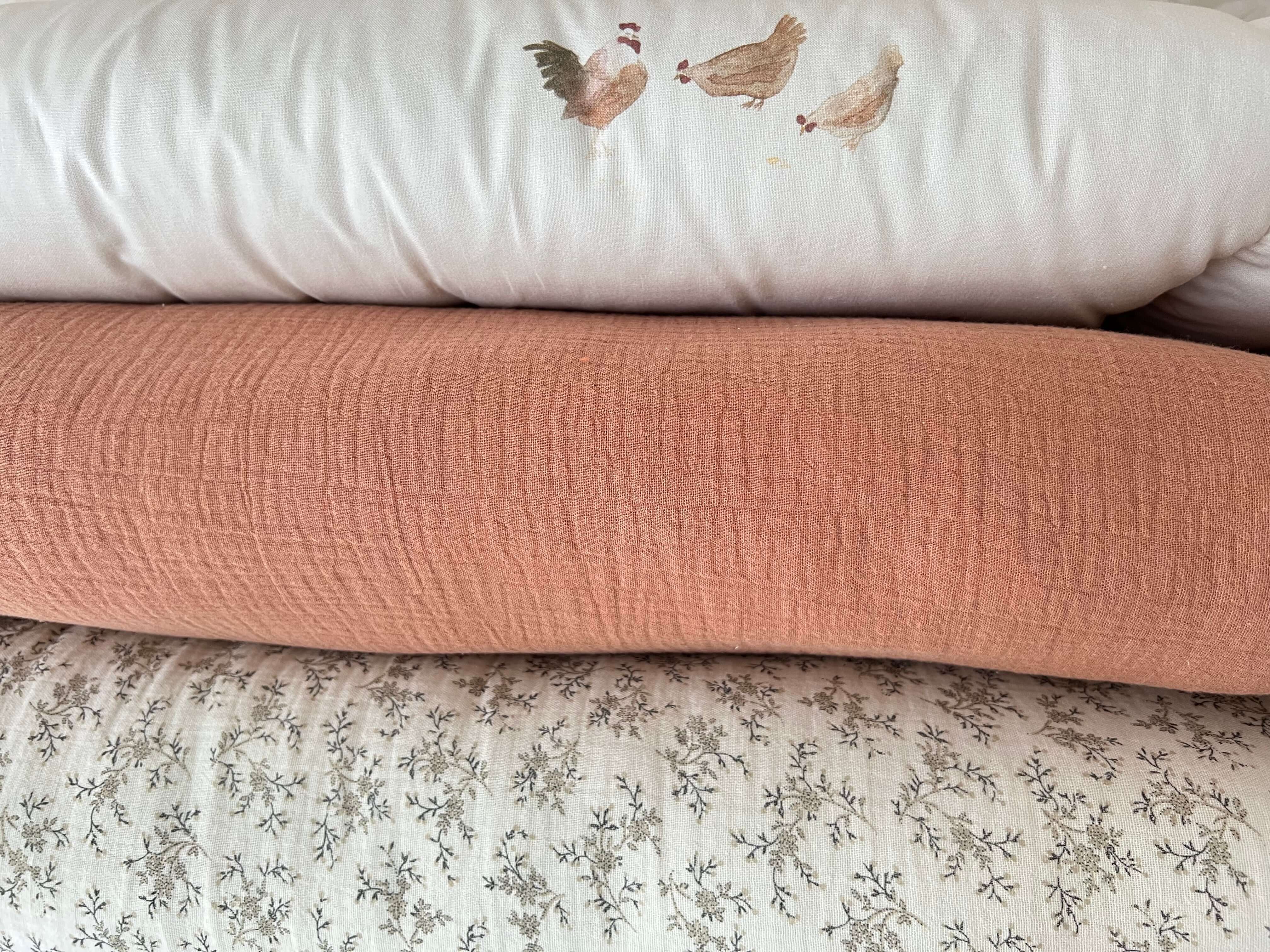 Neutral retro flowers & marsala - baby play mat, boxkleed