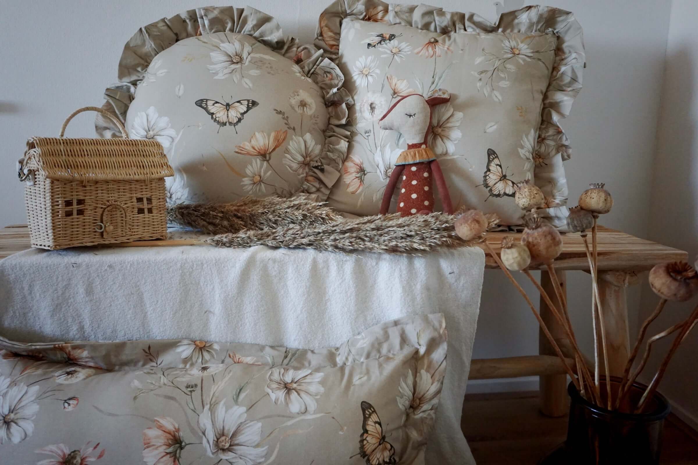 Gold meadow on Caramel - round, square, rectangle pillow