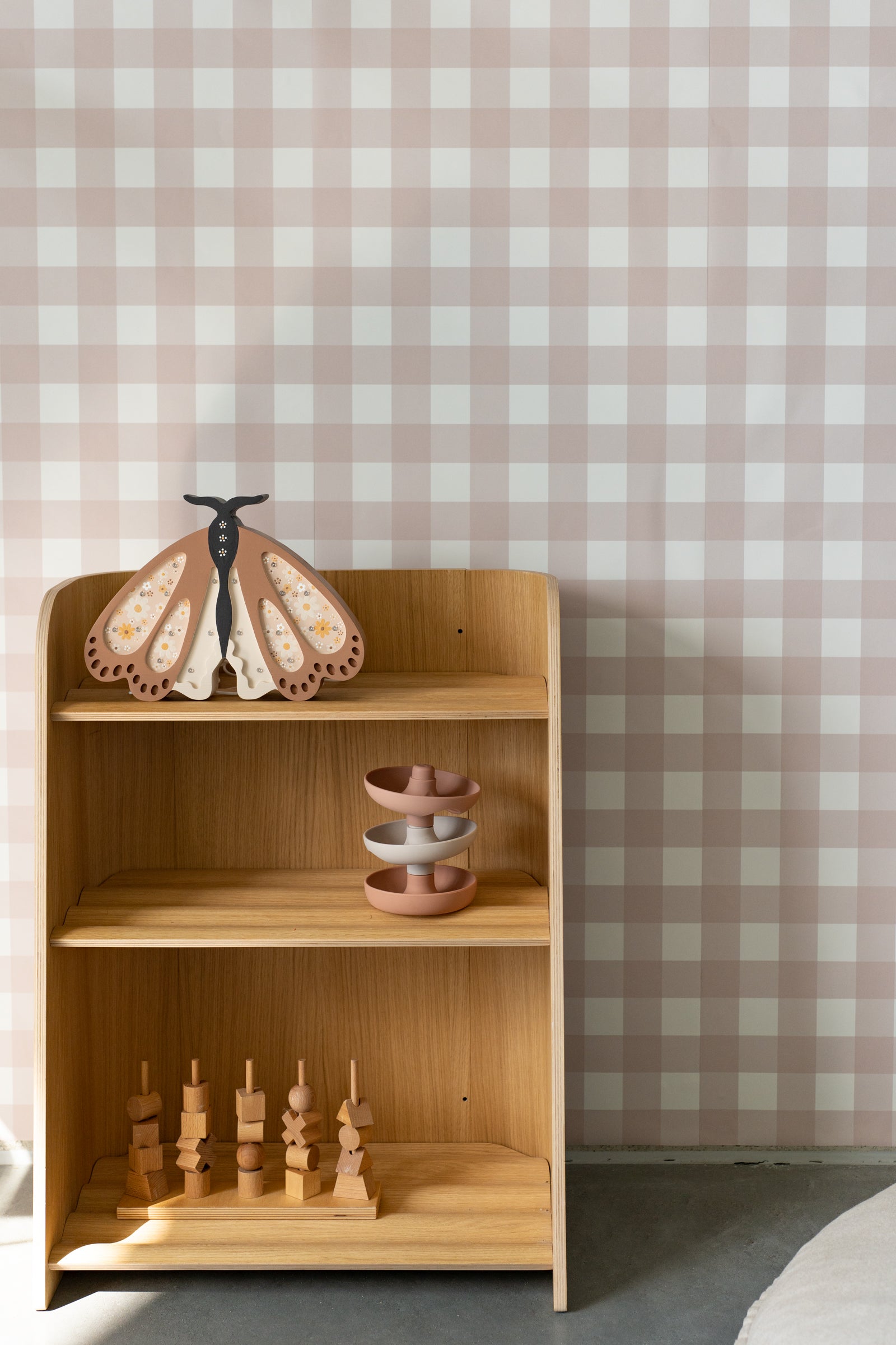 Creamy Picnic – Cream Gingham Wallpaper