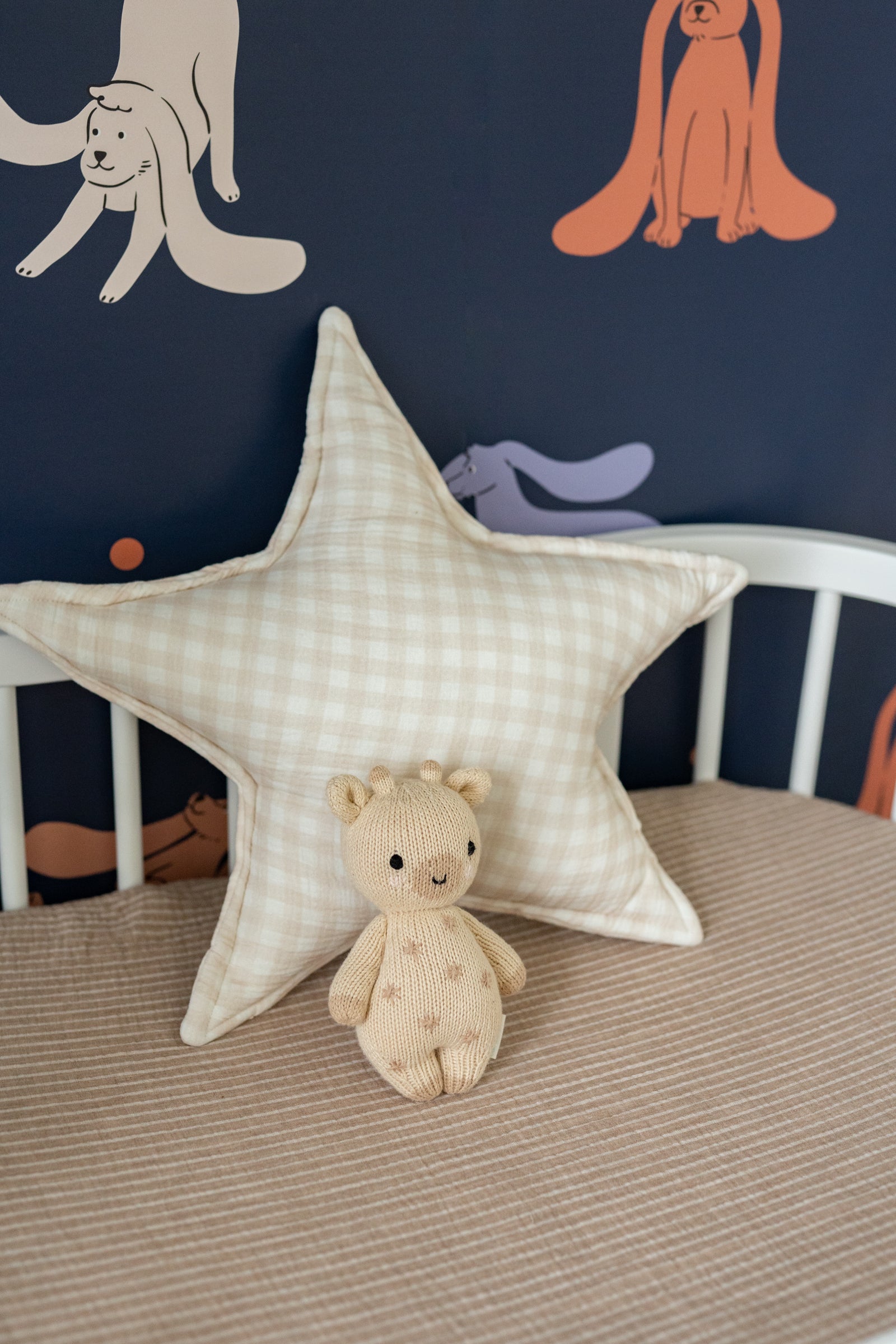 Sand Gingham – Star Pillow