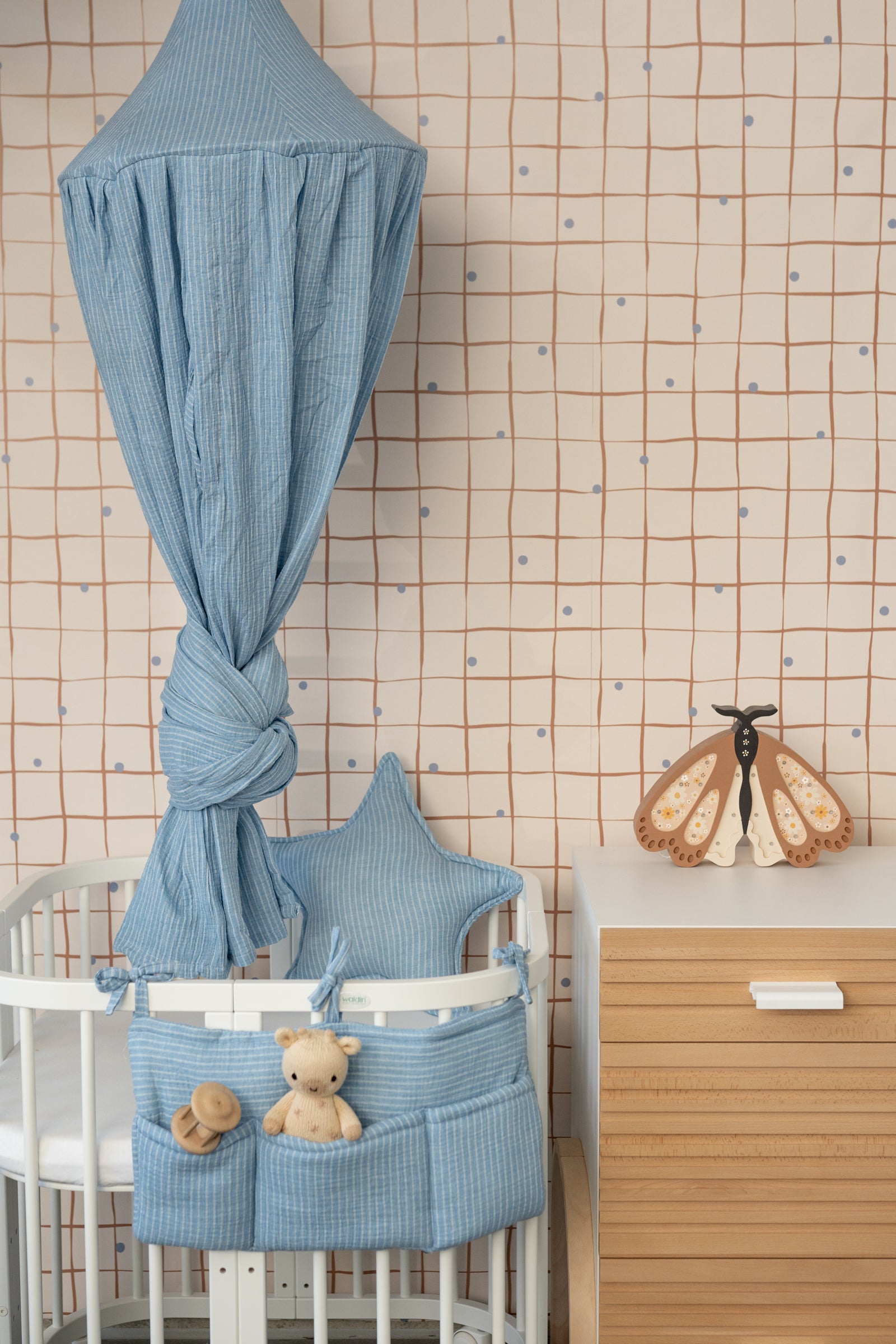 Sky Blue Stripes – Crib Organizer / Bed Pocket