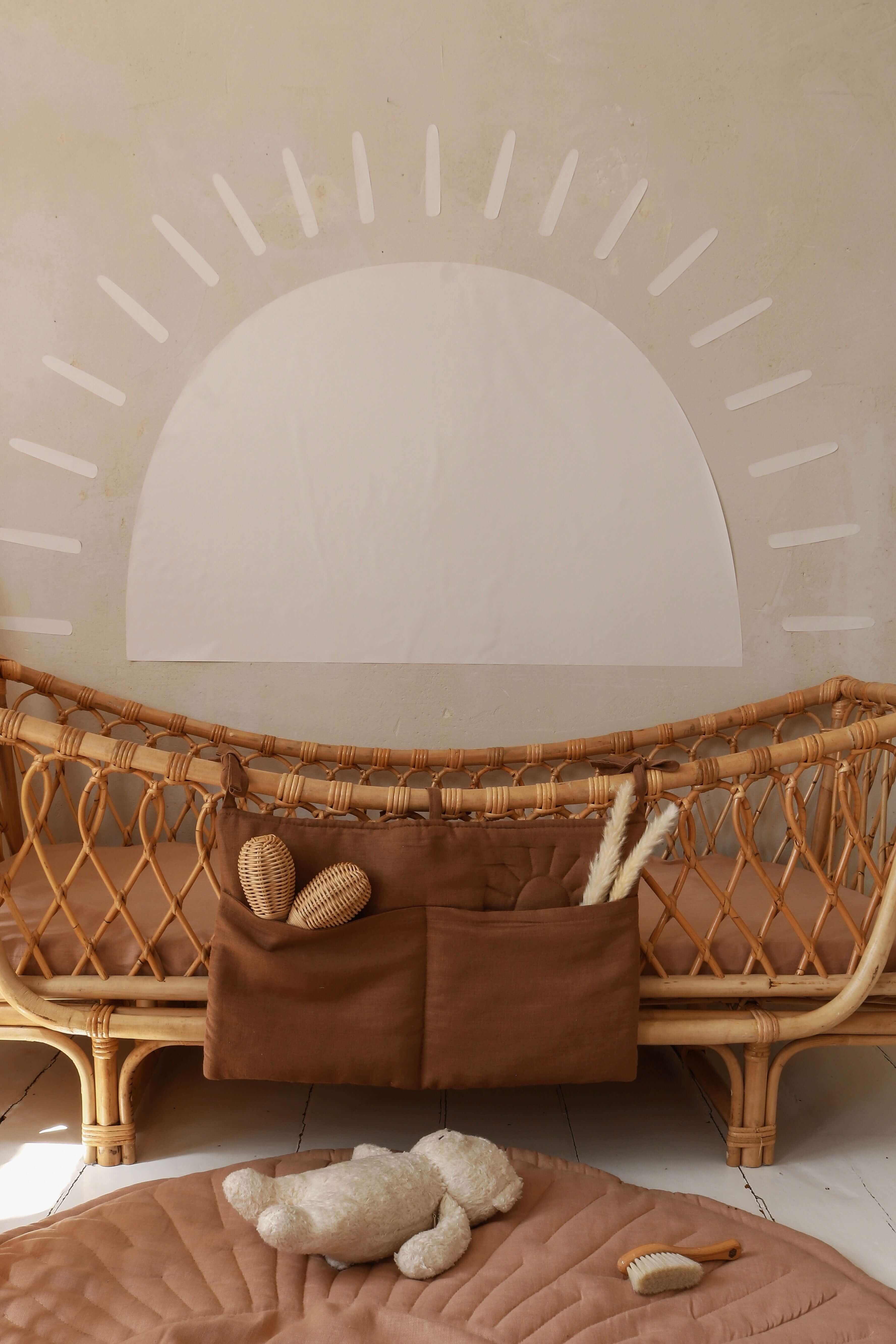 Brown sun - Linen Organizer / Bed Pocket