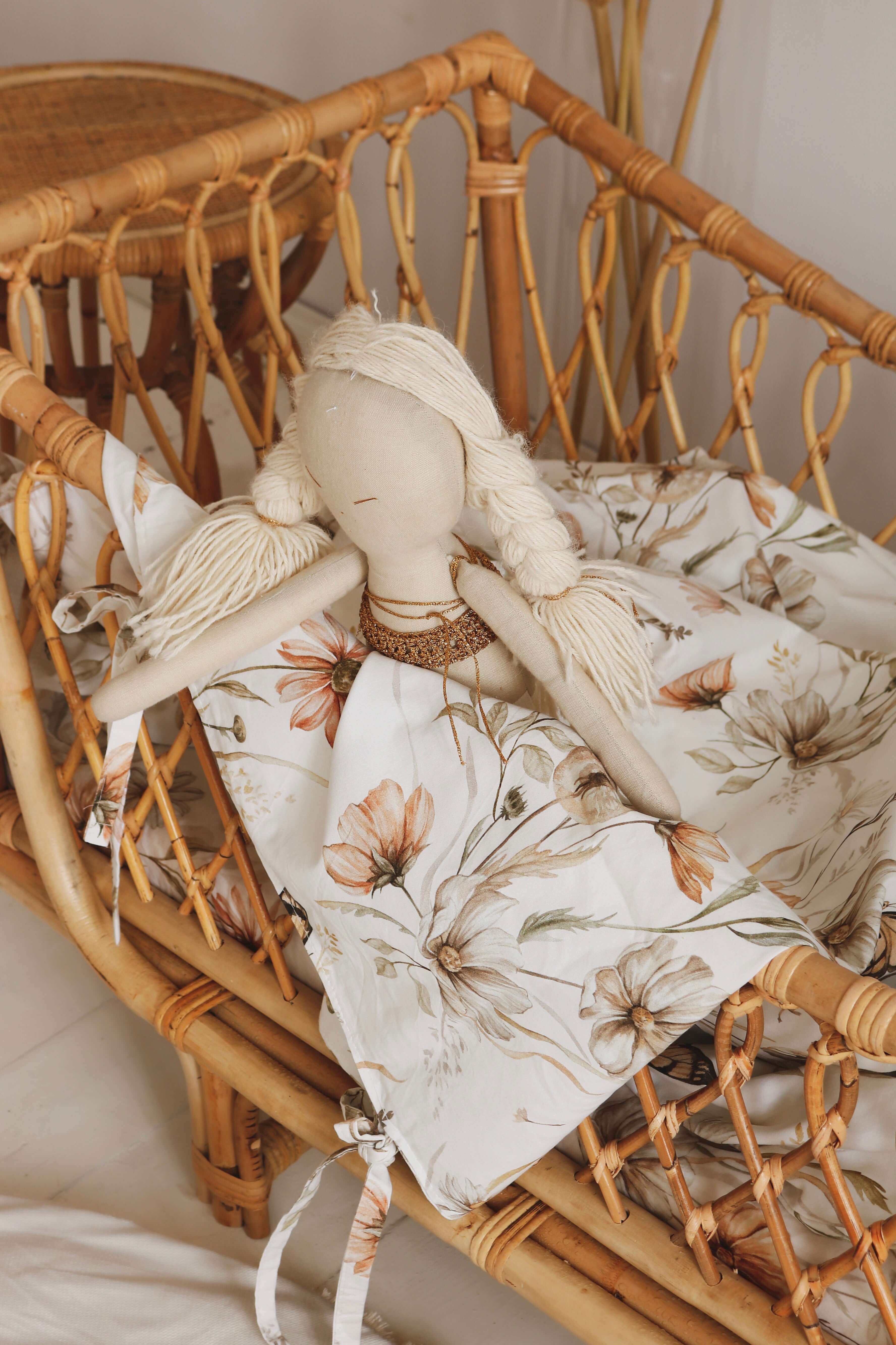 Gold Meadow on White - Bedding Set