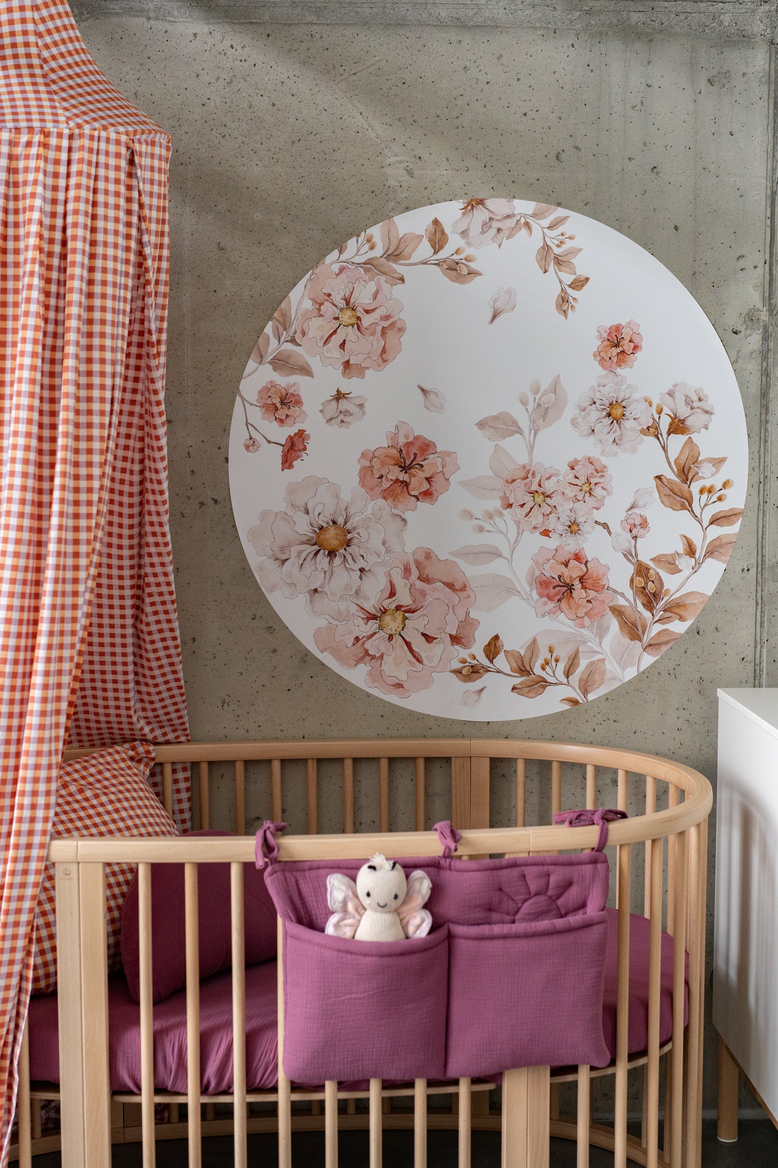 Vintage Flowers – Round Floral Wall Sticker
