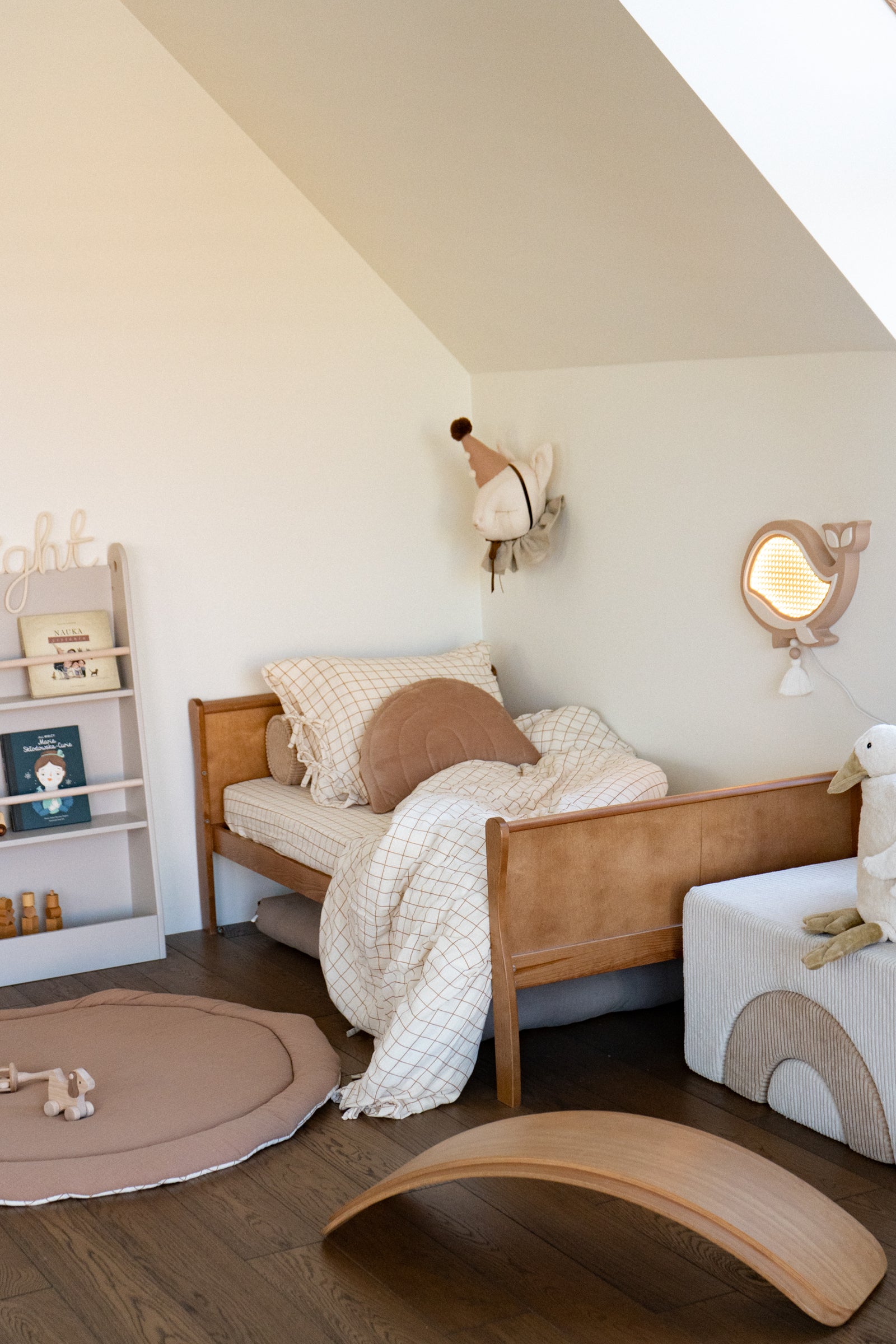 Brown checked on cream - Fitted Sheet