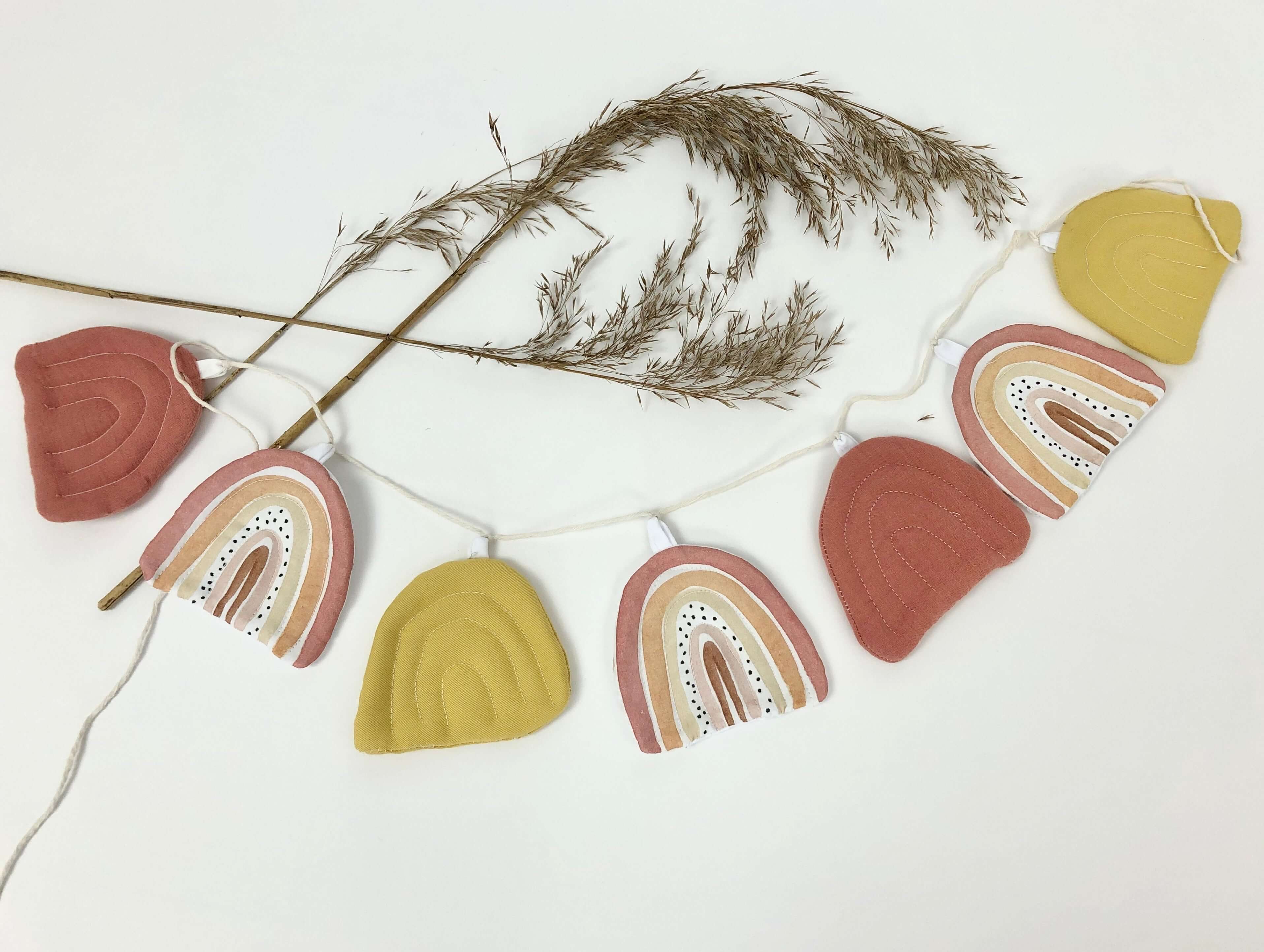 The Rainbows – Garland (Dusty Pink & Mustard)