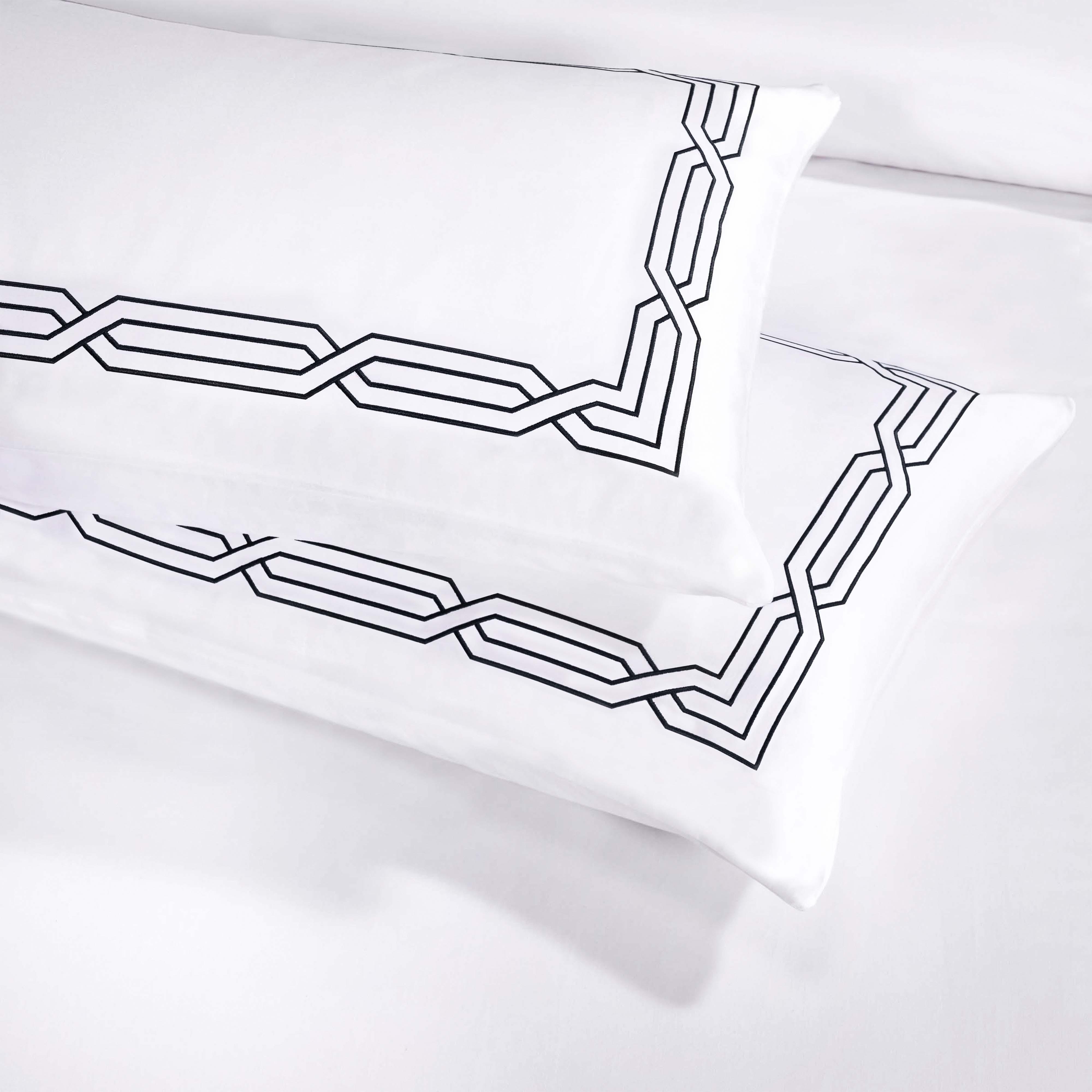 1200-thread-count-egyptian-cotton-embroidered-duvet-cover-set-duvet-cover-set-superior-18