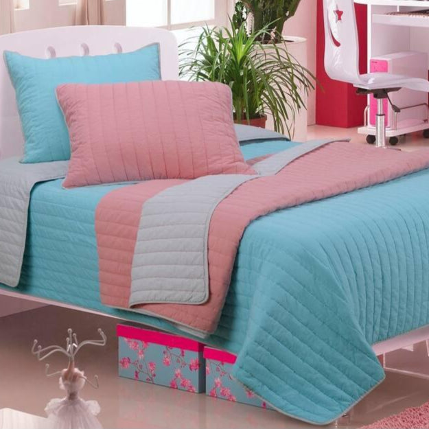 Color-blocked Quilted Bedspread Set