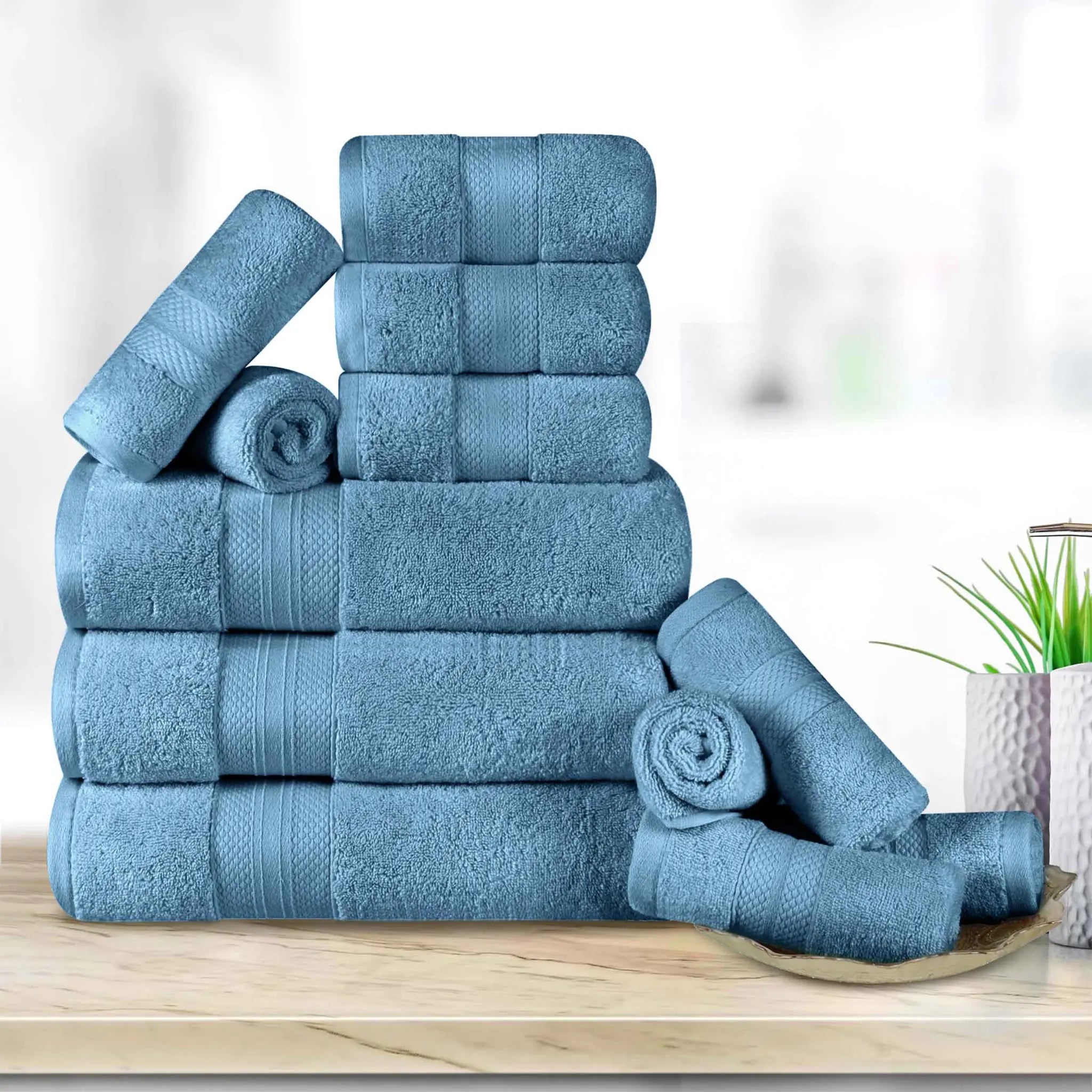 Decorative-banded Plush Bath Towel Set