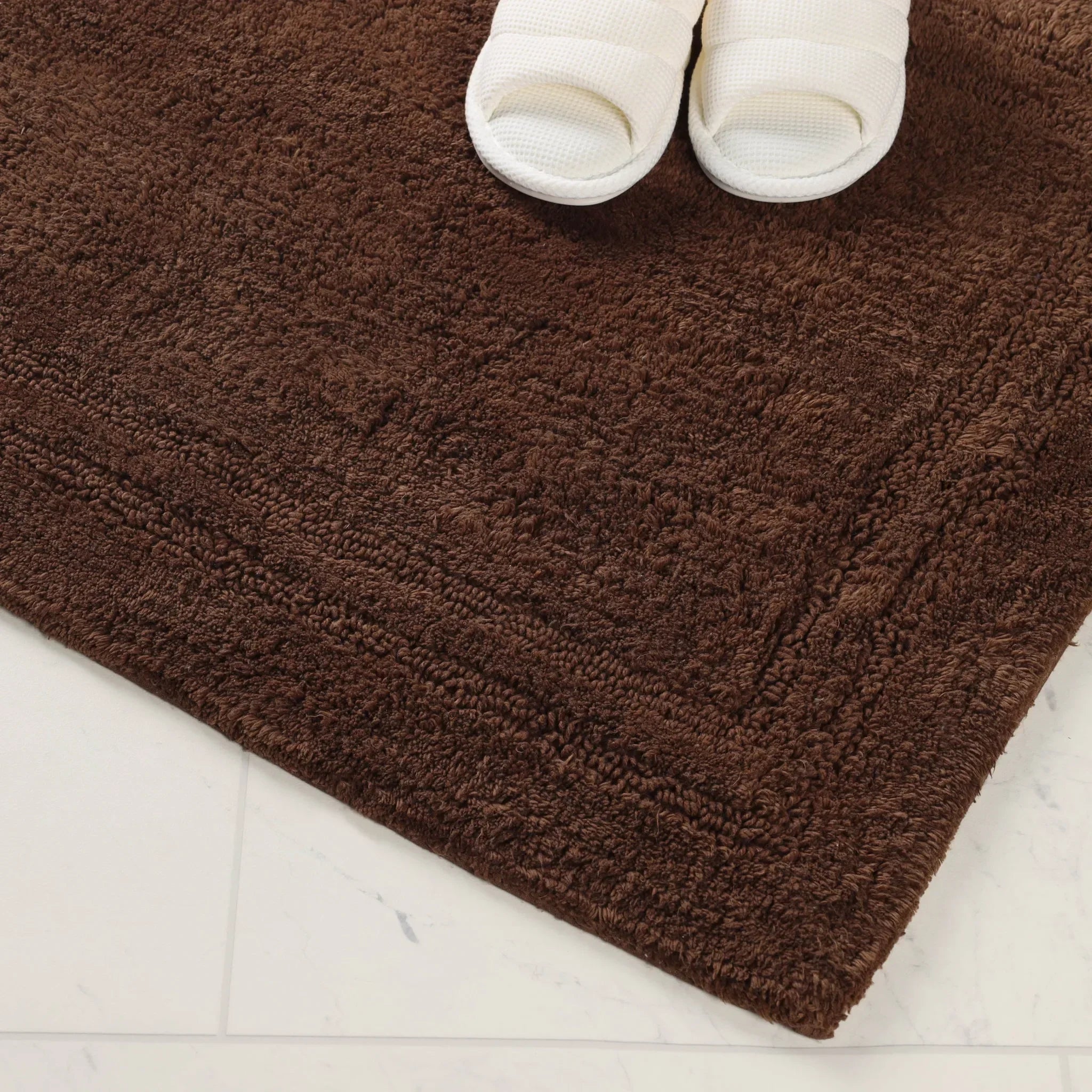 BATHRUG-2PC-LIFESTYLE-CH_3