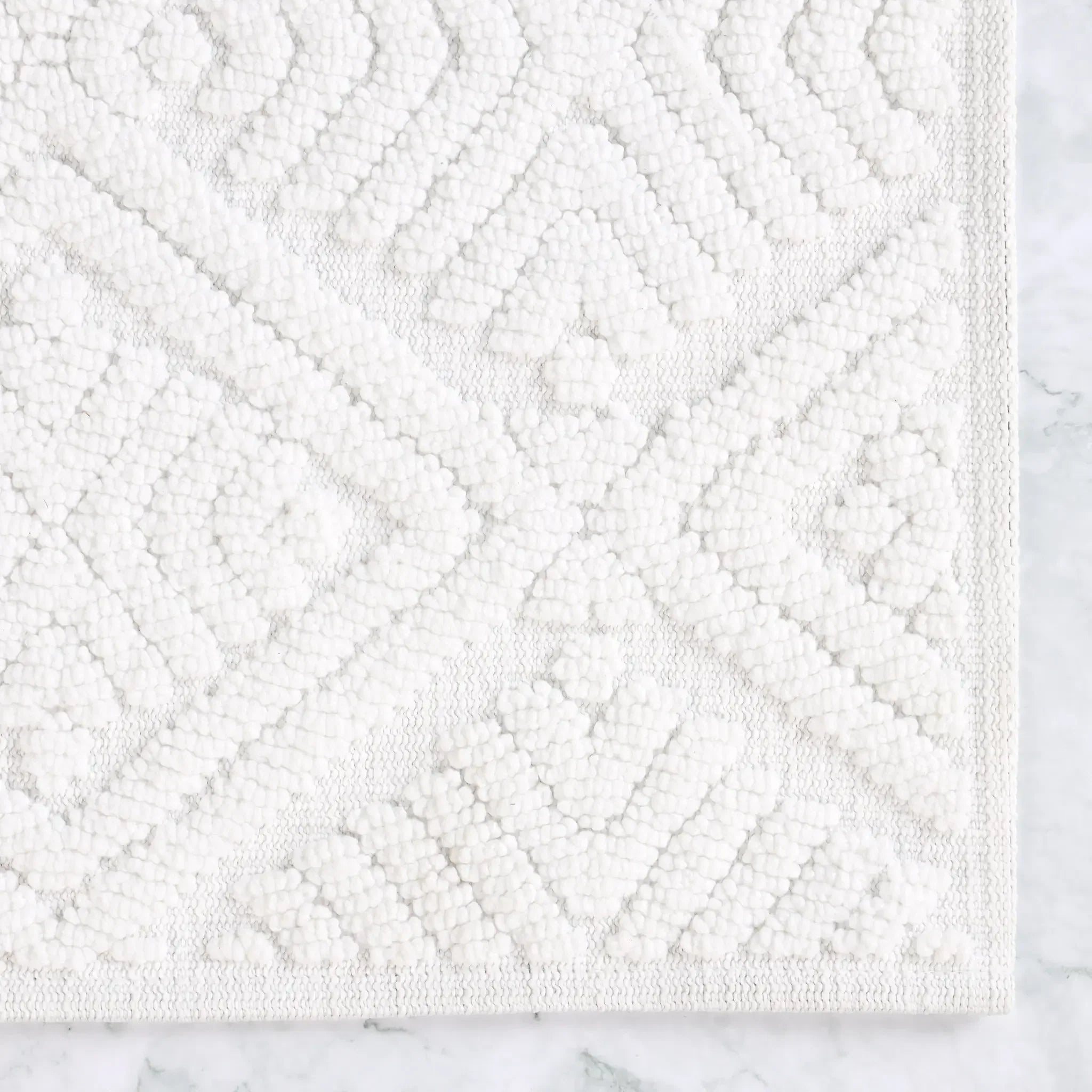 DETAIL-CETON-WH_2_b85985fb-8537-440b-9c32-8e92b2556e24