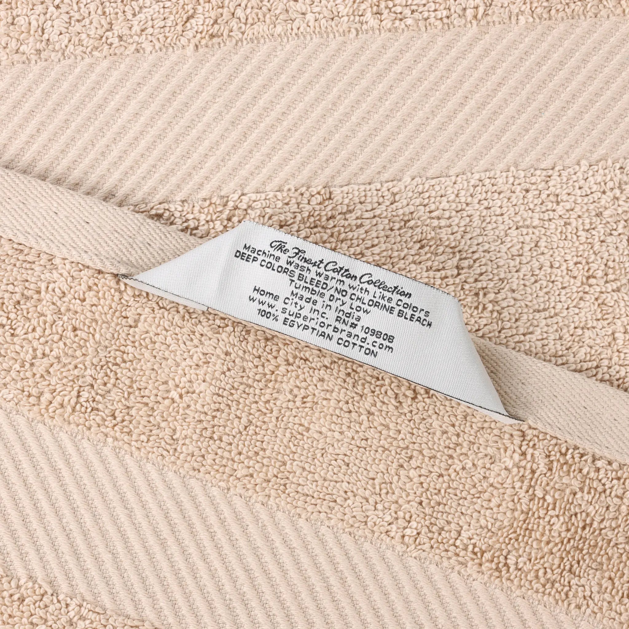 DETAIL-KENDL-FW_5_72d117b8-8997-4558-8b07-9d80adeb1ce0