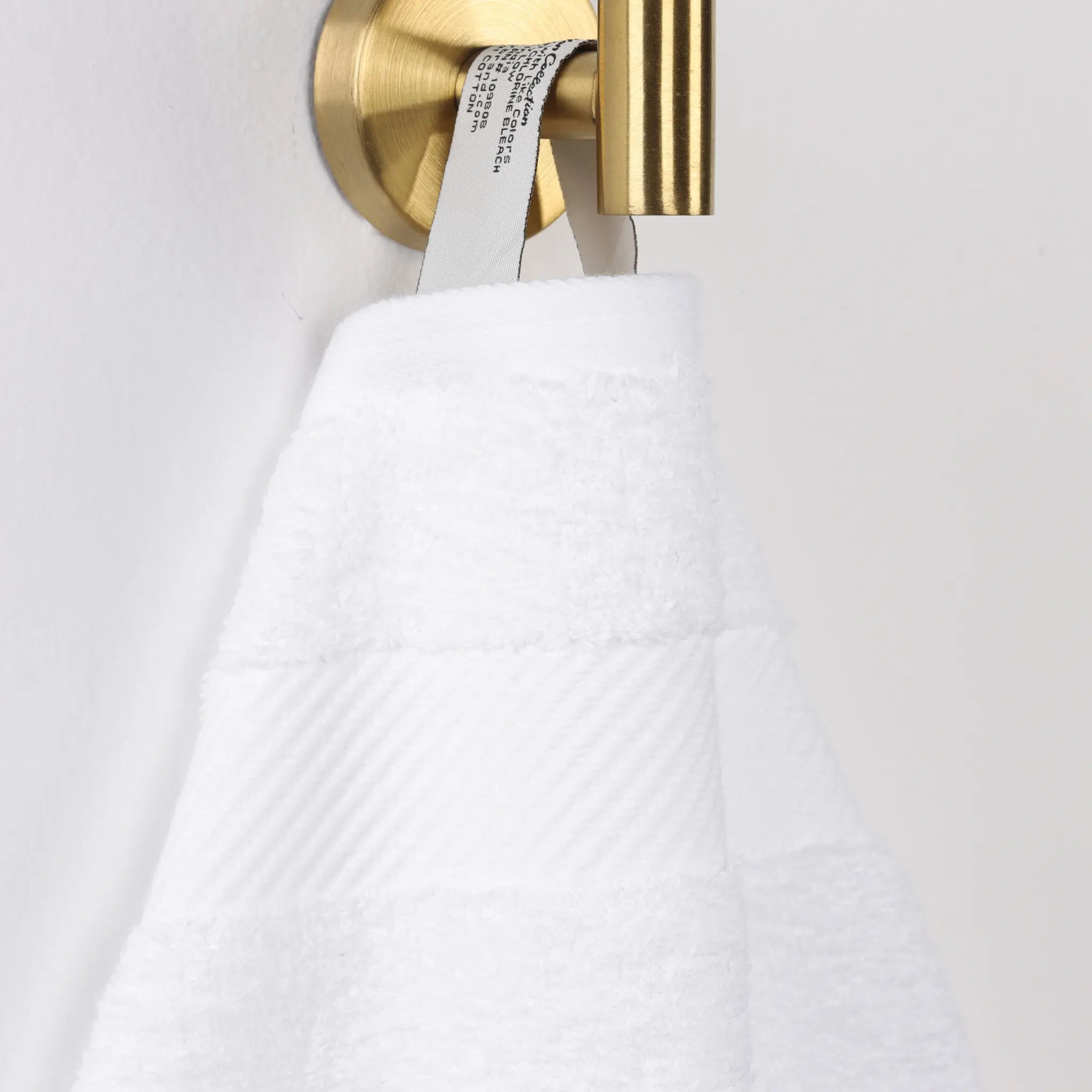 DETAIL-KENDL-WH_6_-2_b863153b-97c4-4dda-8cf8-3350dcb00de6