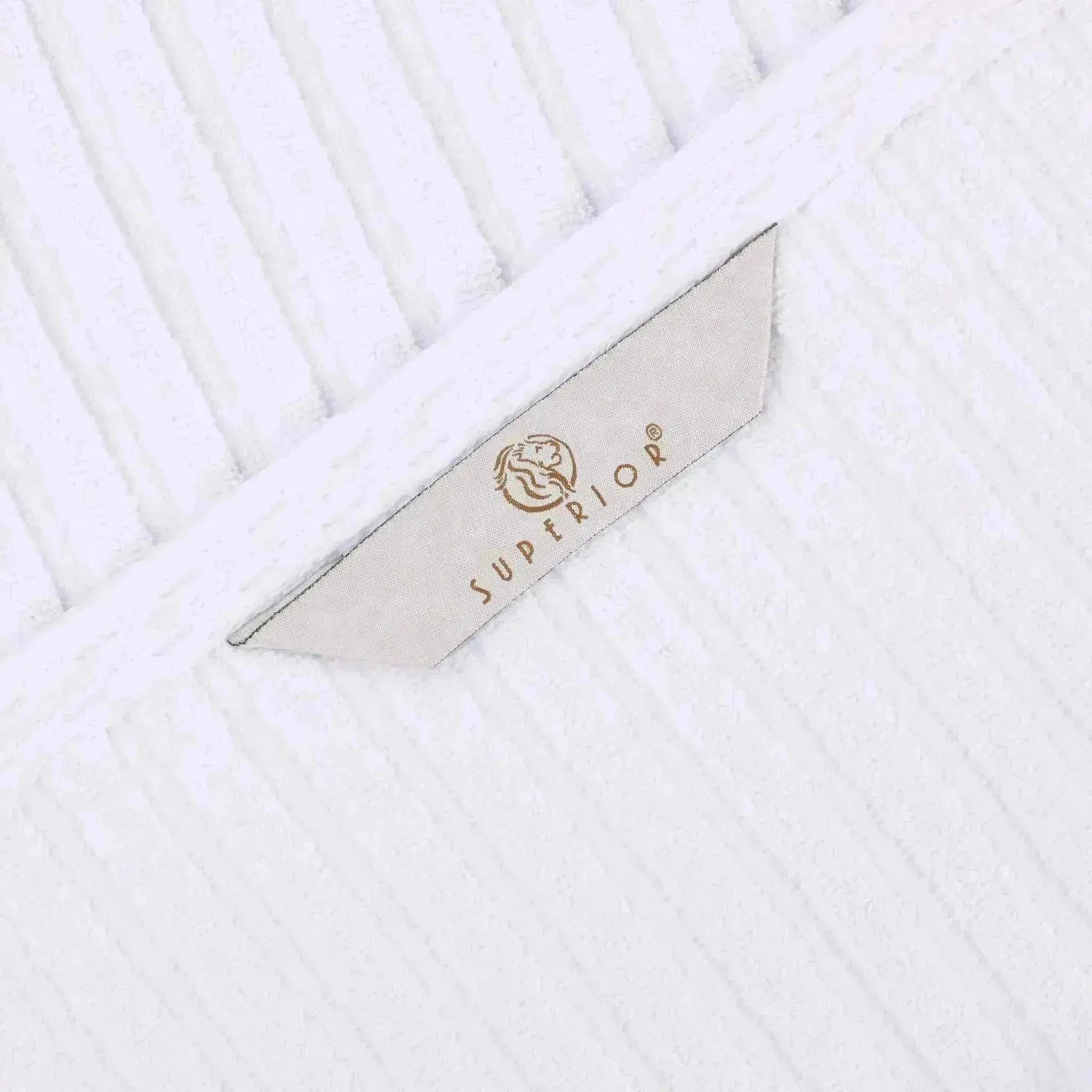 DETAIL-SOHO-WH_2_40adbf43-5ef0-4eca-8492-4ef6af1189e7