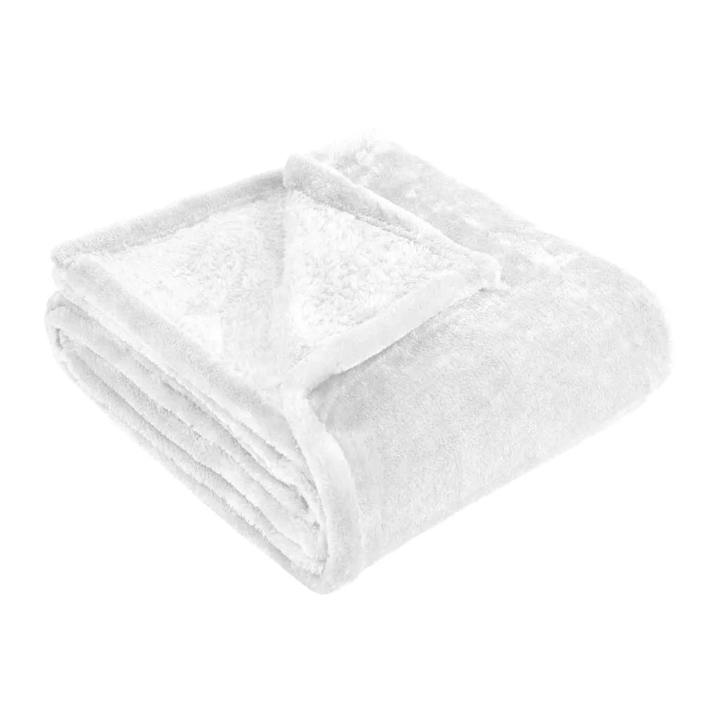 FleeceBlanket_White_ede08172-5422-4a47-9ef1-f62511fd7200