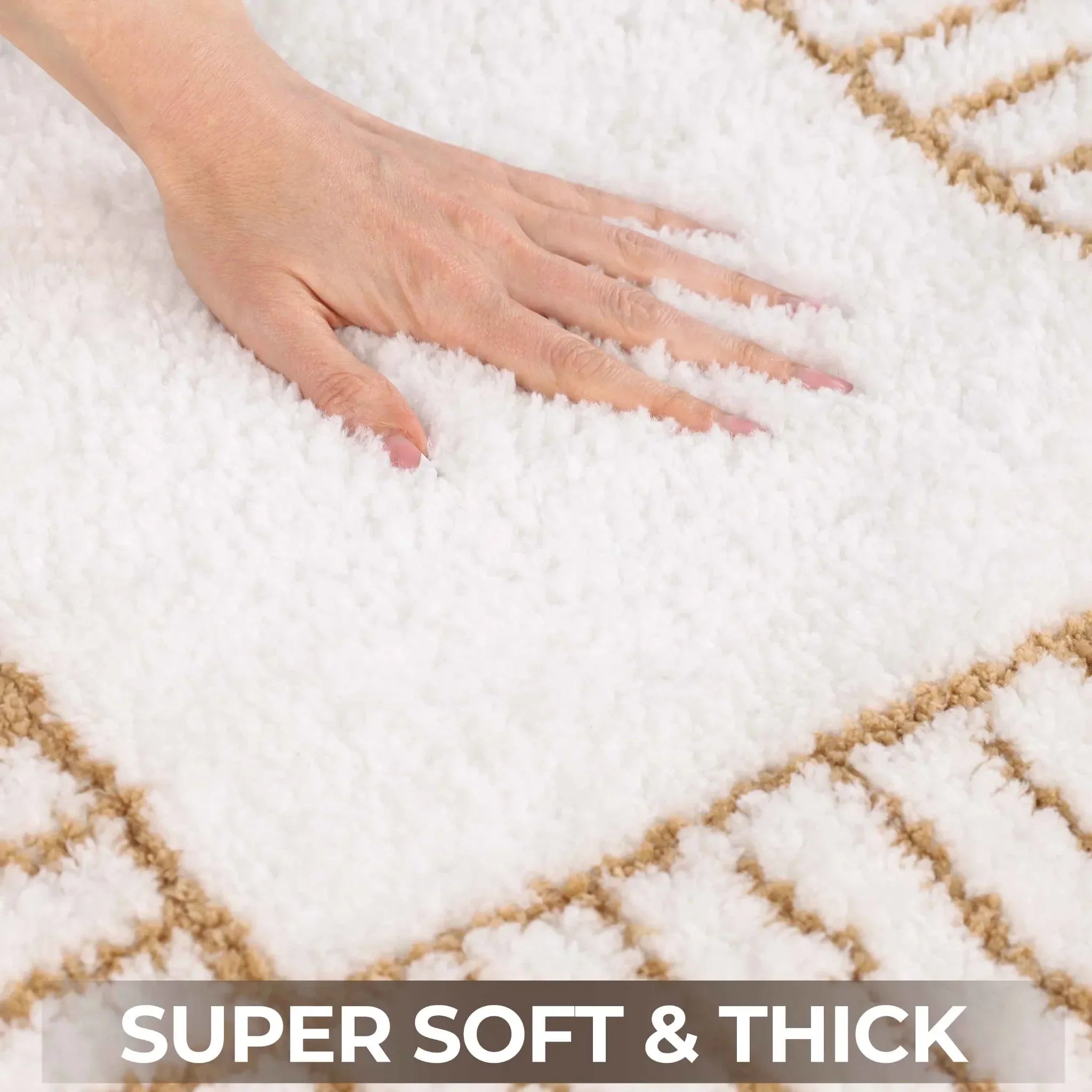 Geometric-border Plush Bath Mat Set of 2