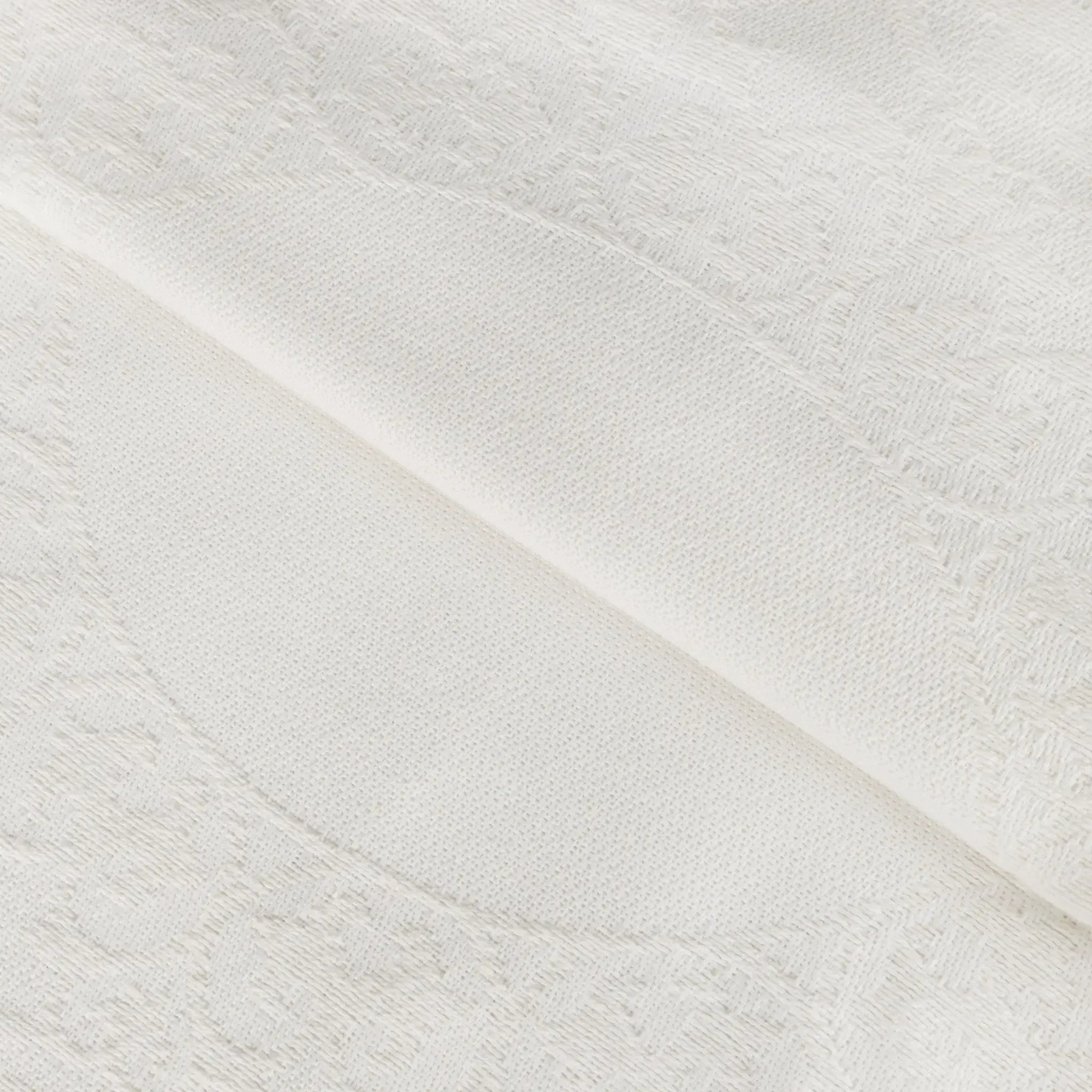 LyronBedspread_OffWhite