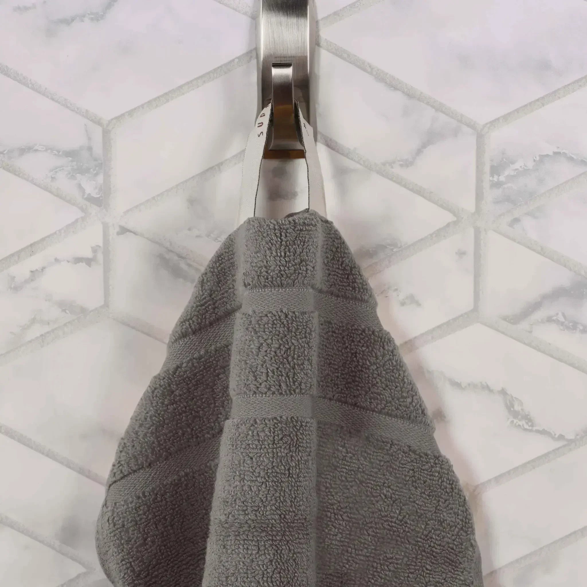 Napa_Towels_Loop_-_CL_37f7f29e-1e90-4029-af2d-22c0e9e0f6c0