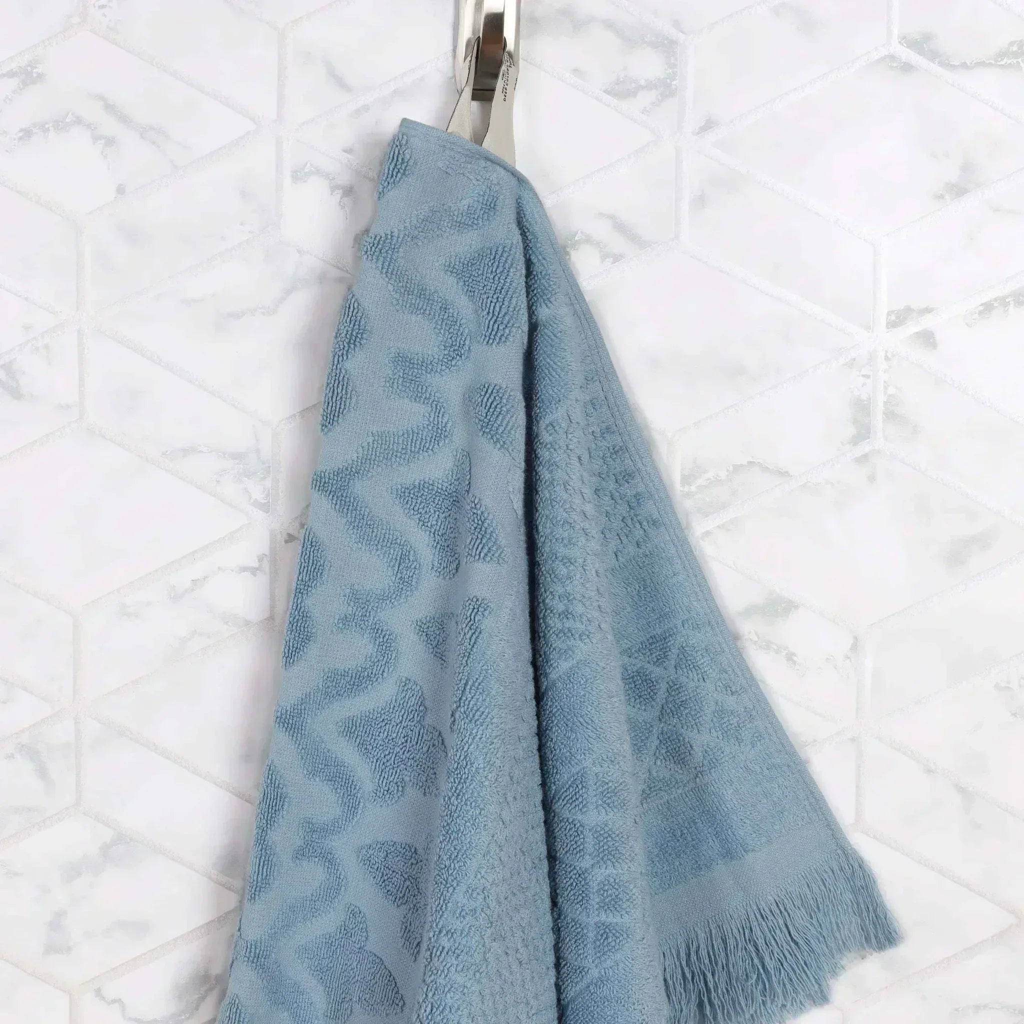 RollaTowelsLoop-BL_8e540a8f-3236-4e11-8b4d-7da57e8d7b2d