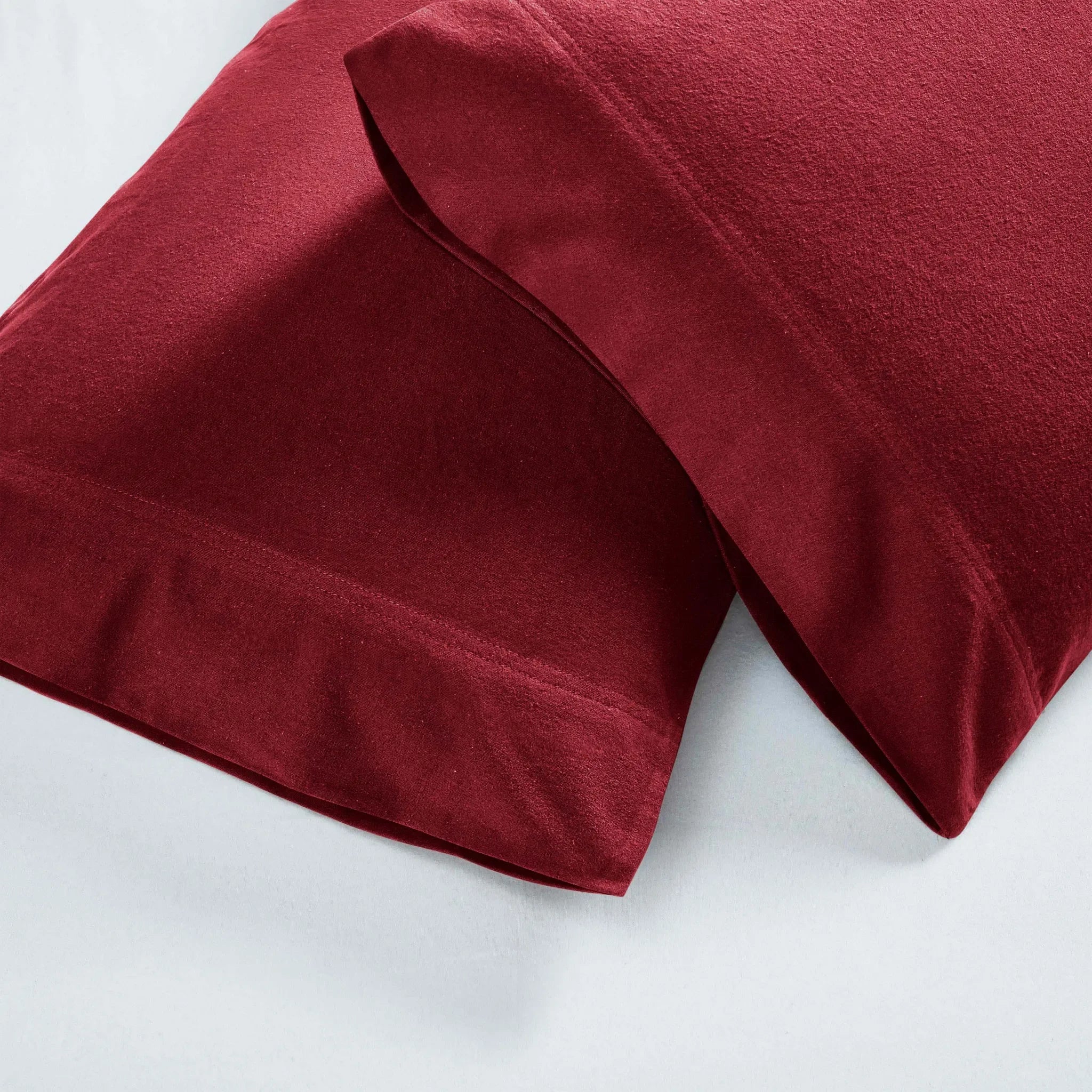 SolidFlannelPillowcaseDetail-Burgundy