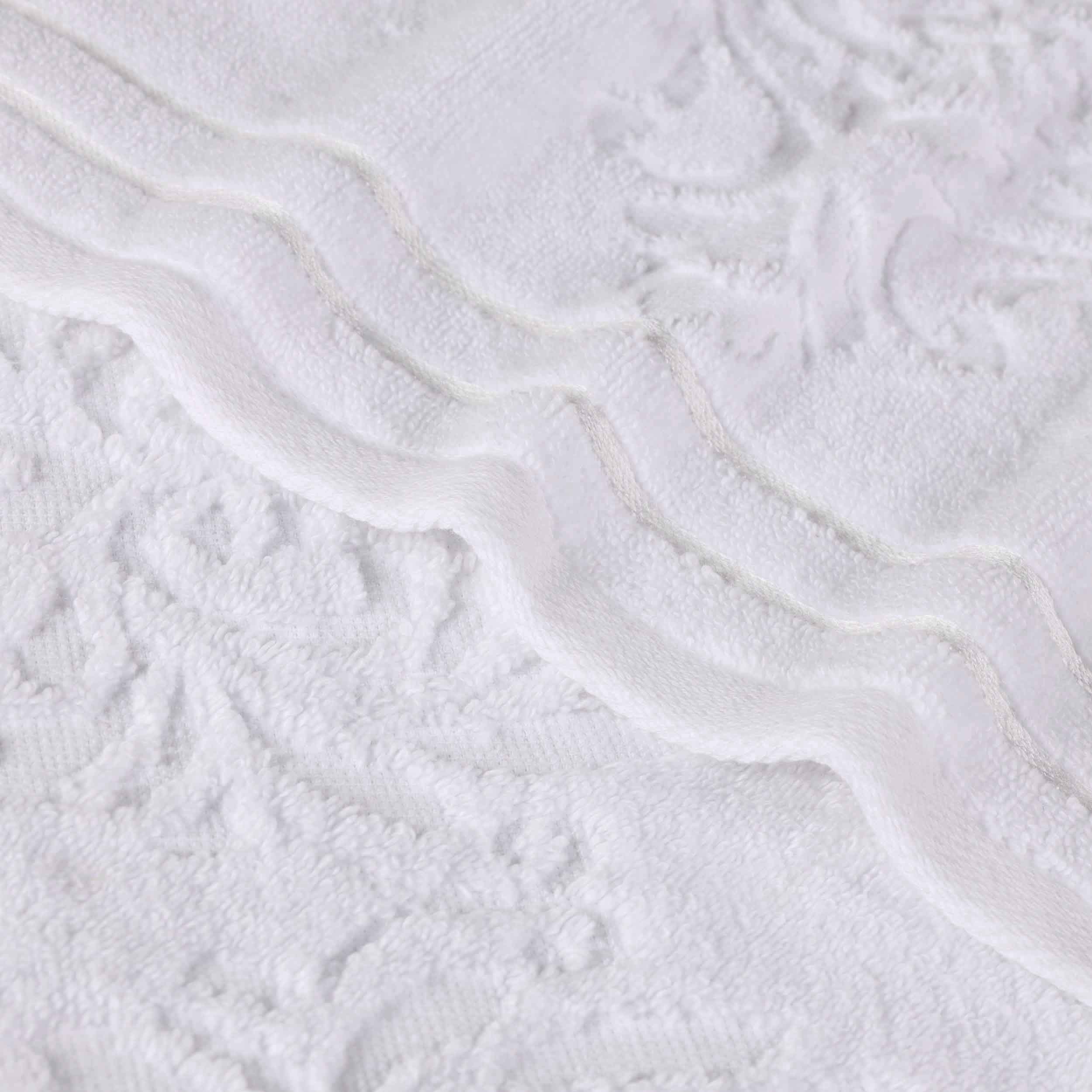 White9_69e94abe-a725-4f1b-a903-778f56c5805e