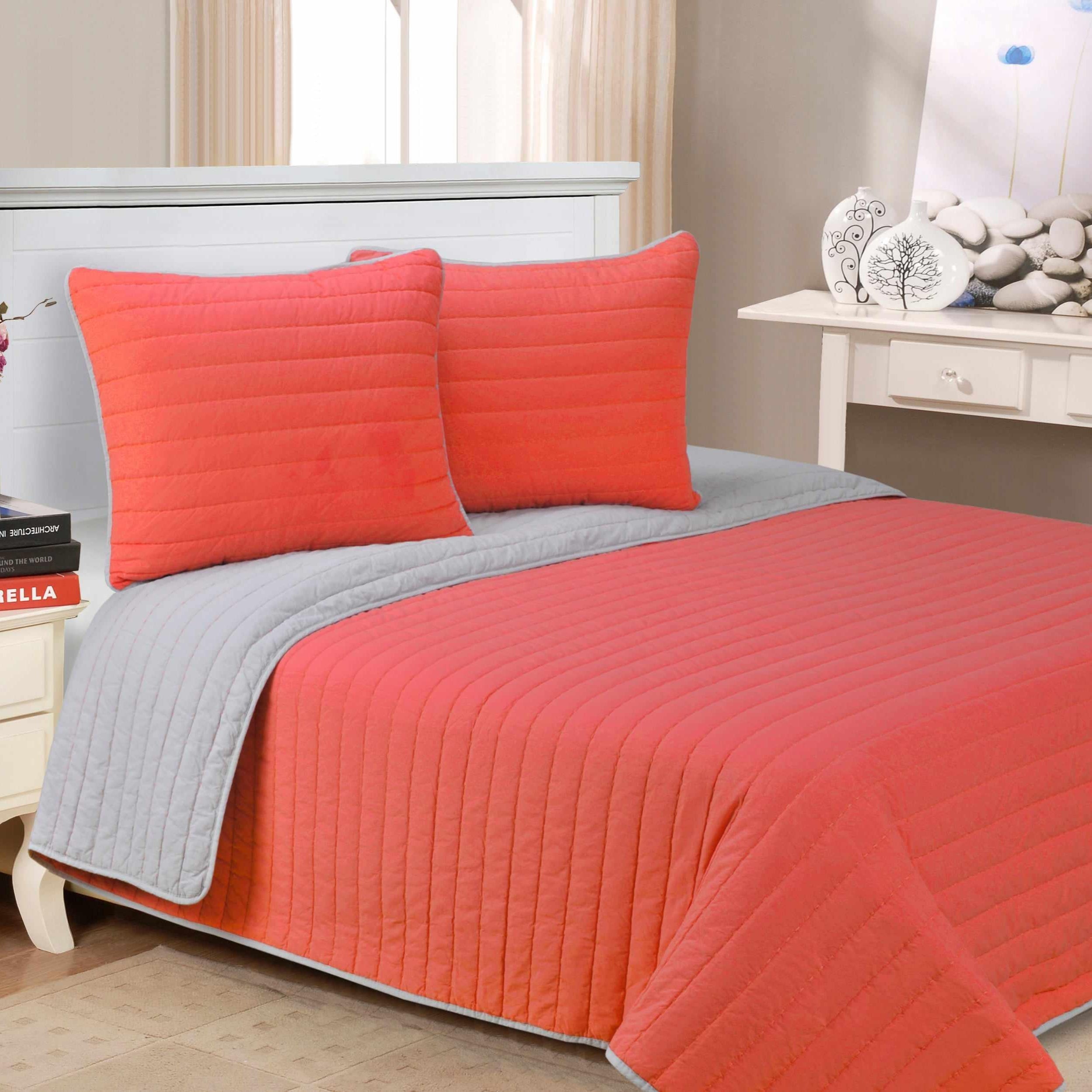 Vertical-channel Quilted Bedspread Set