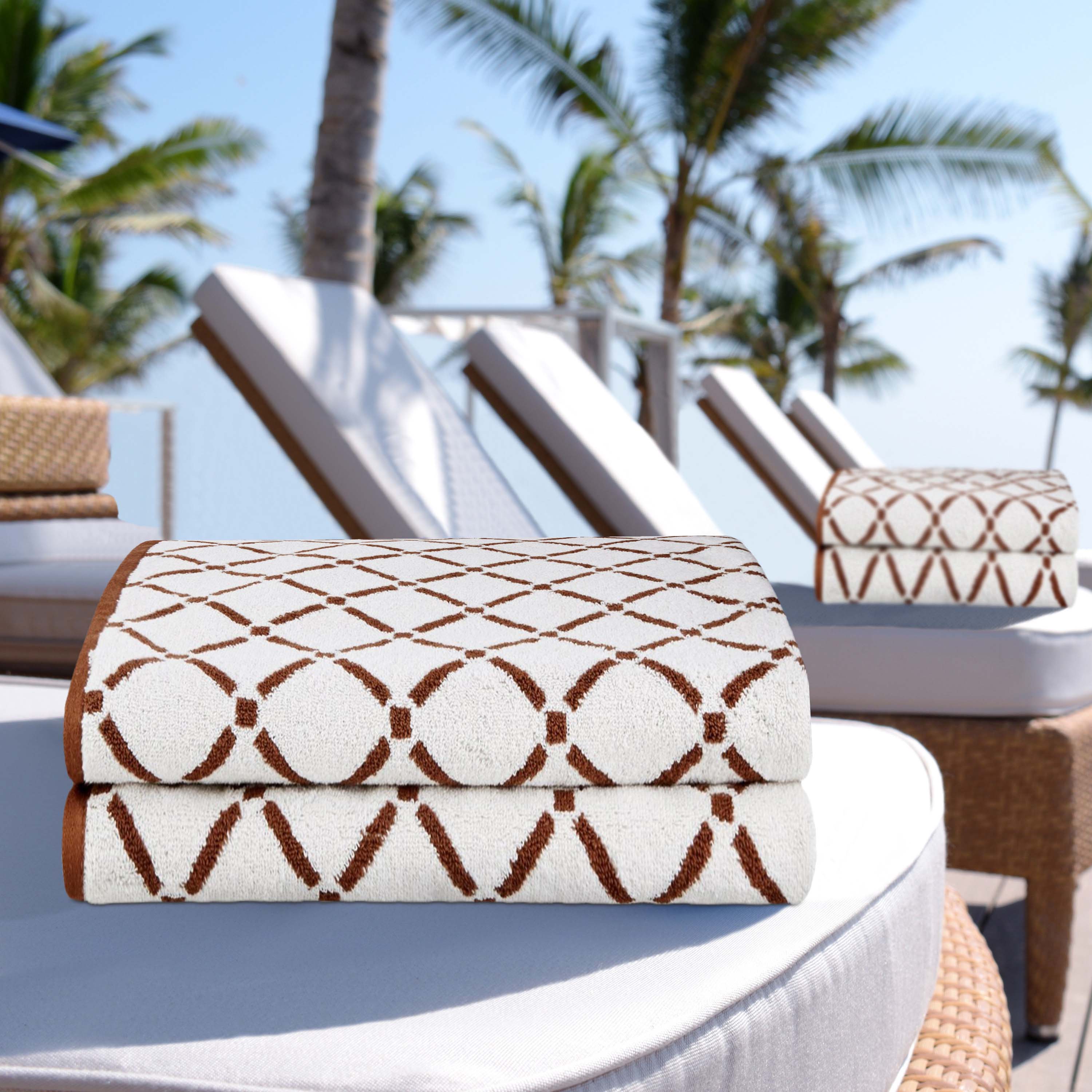 cotton-diamond-geometric-2-piece-bath-sheet-set-superior-2