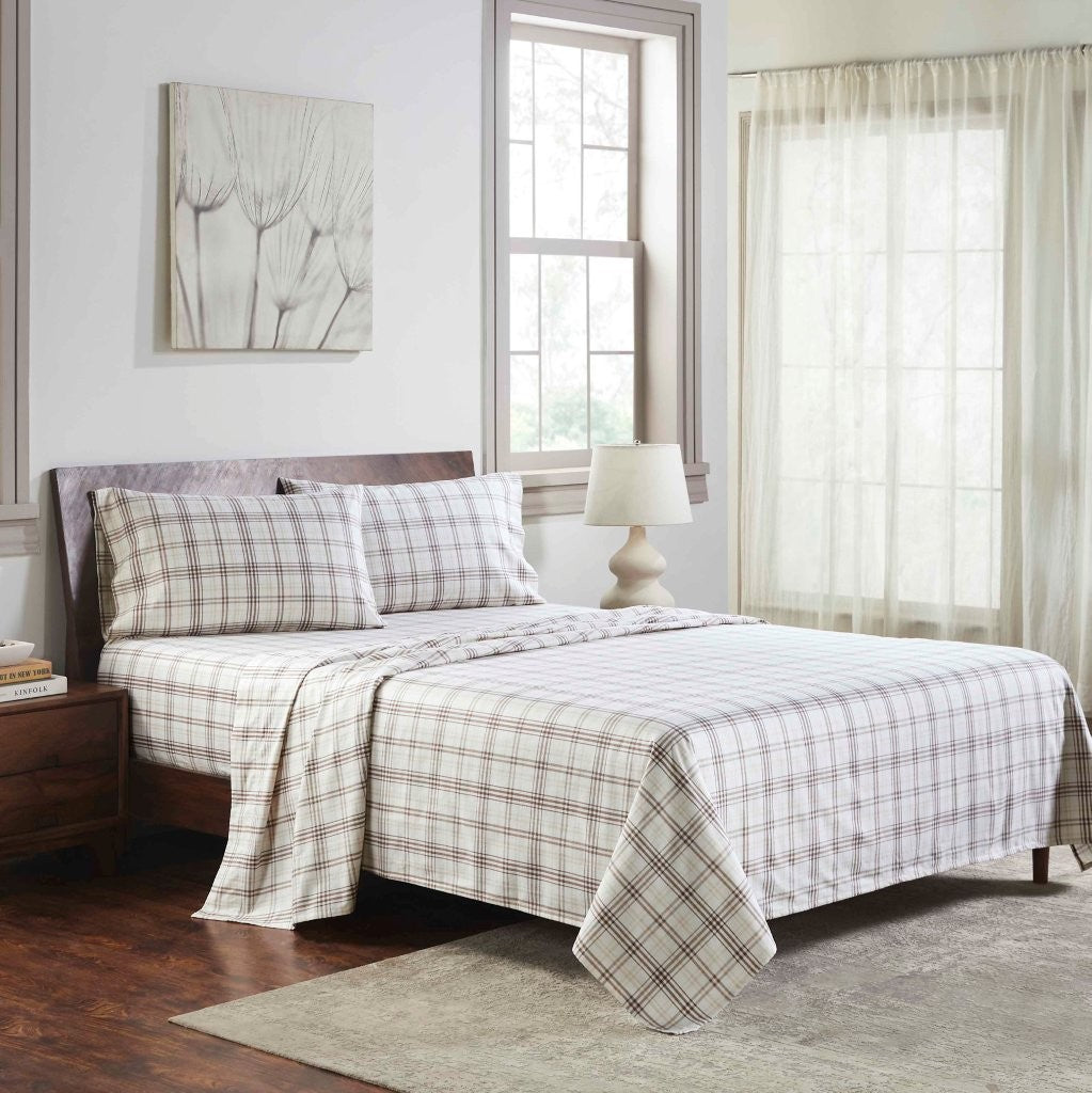 Plaid-patterned Cotton Flannel Bed Sheet Set