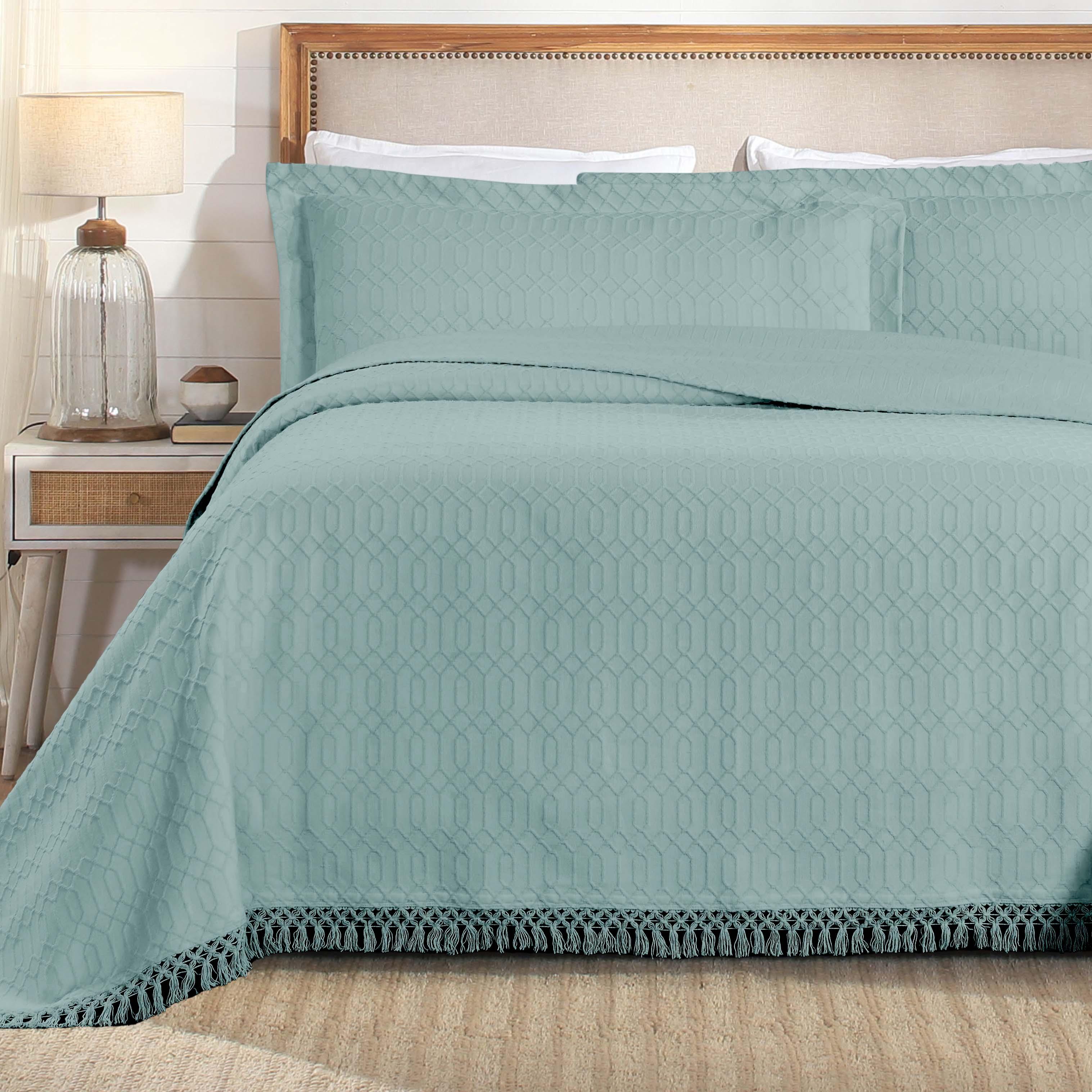 Fringed Geometric Natural Fiber Blend Bedspread Set